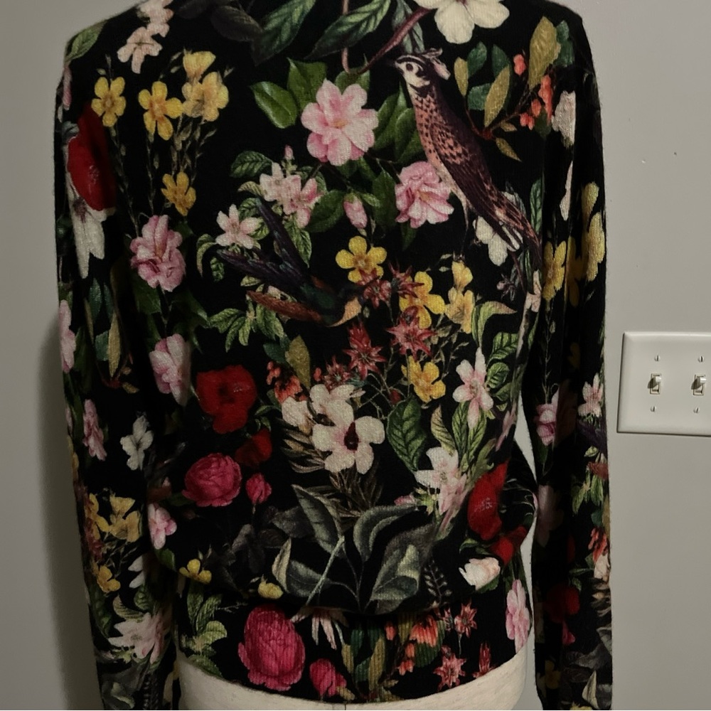 Lord and Taylor, 100% cashmere cardigan. Size large.